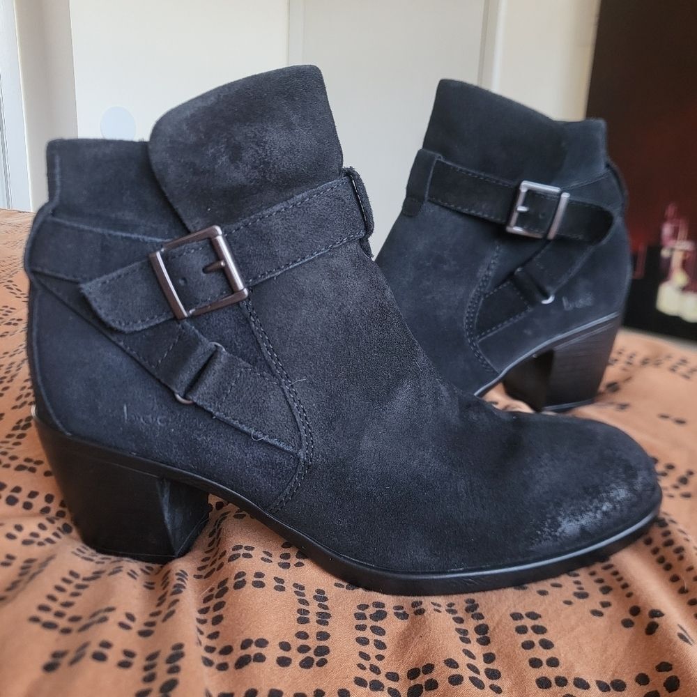 VGUC BOC Shea Black Suede Ankle Zipper Booties 7 Western Moto